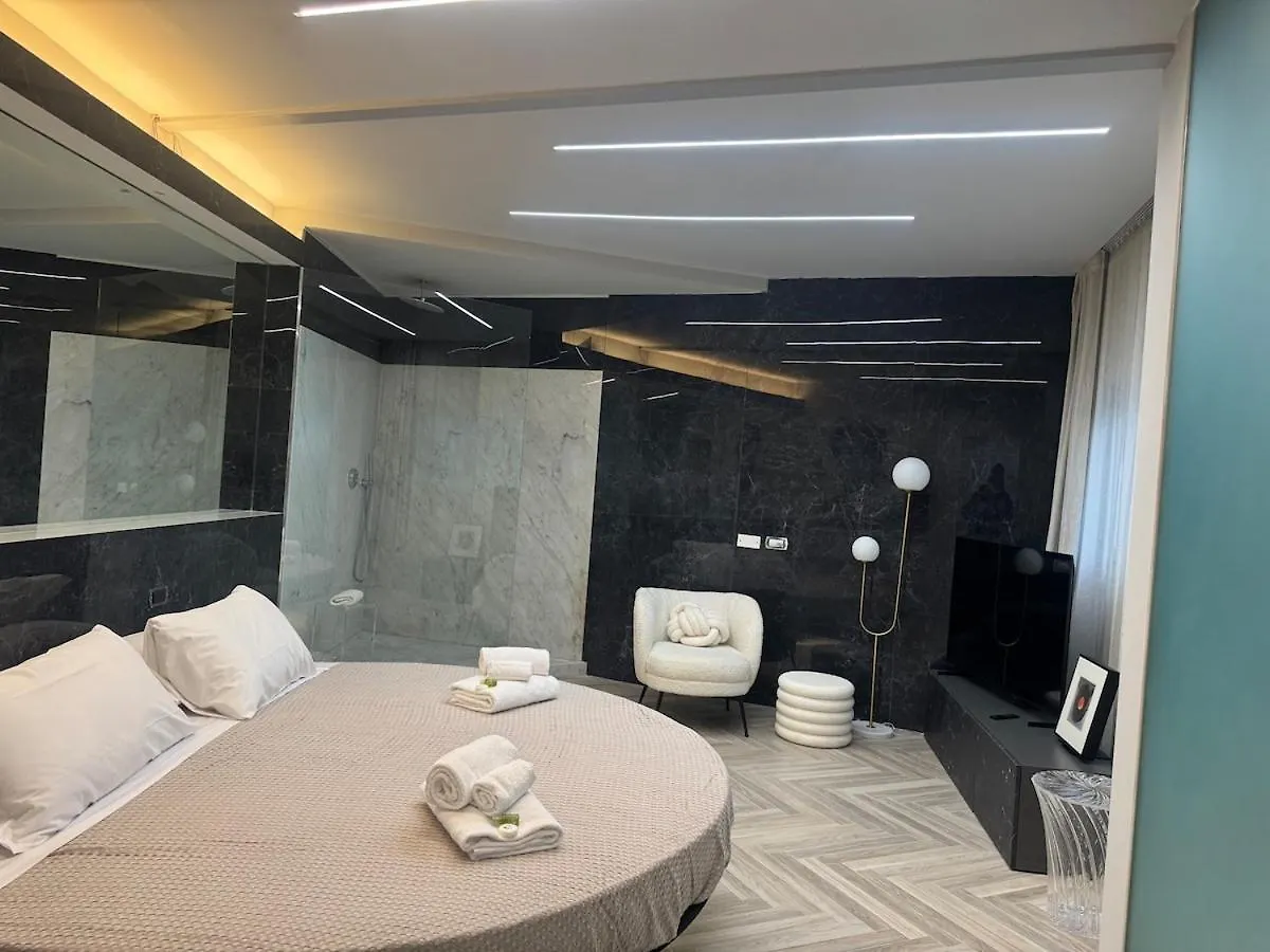 Holiday home Florence Ercole Suite With Jacuzzi Pool Italy