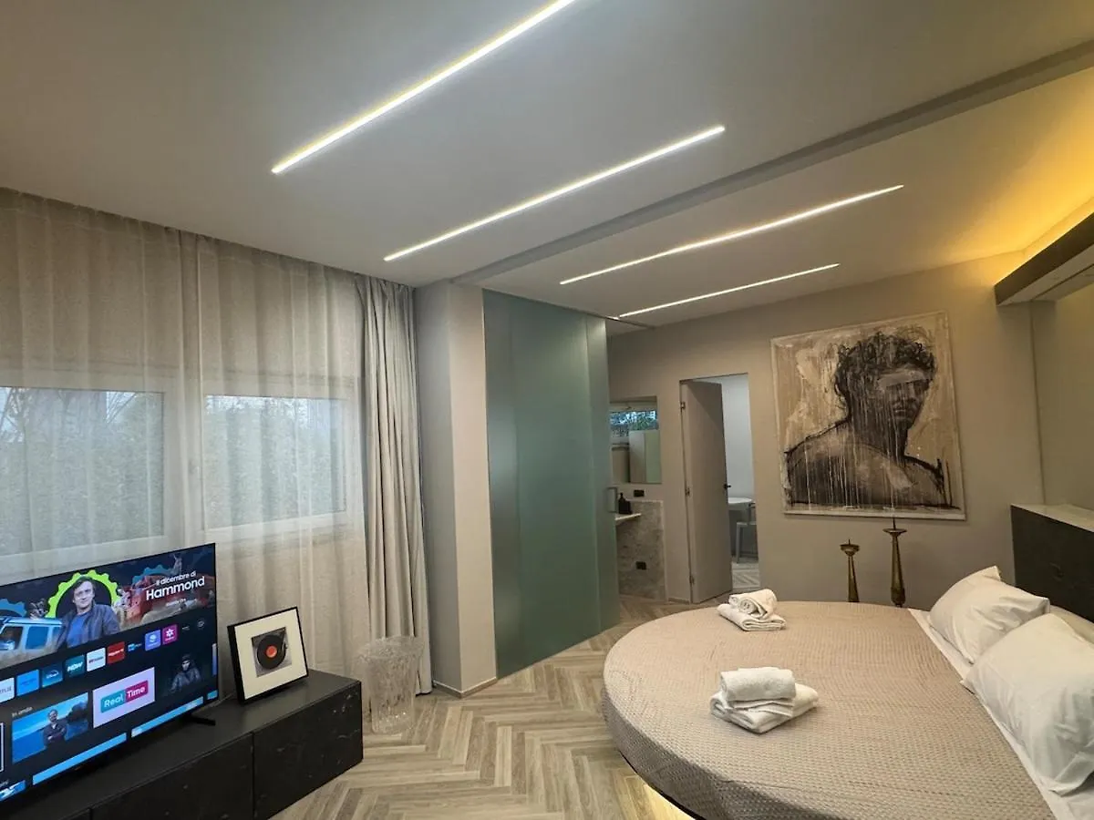 Florence Ercole Suite With Jacuzzi Pool 0*,  Italy