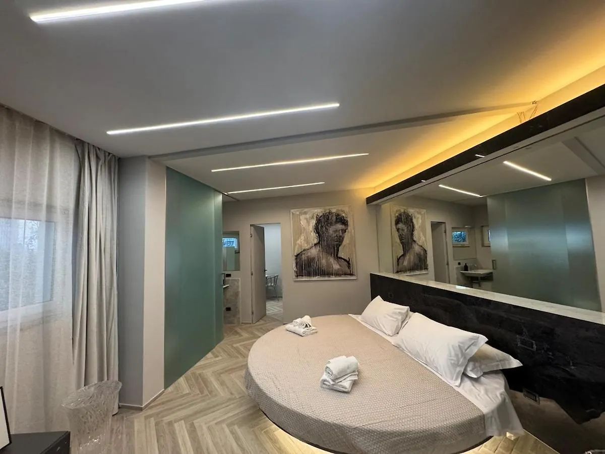 Florence Ercole Suite With Jacuzzi Pool Holiday home